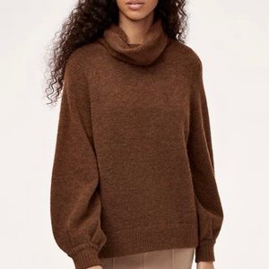 ARITZIA ADICHIE SWEATER (group by babaton)